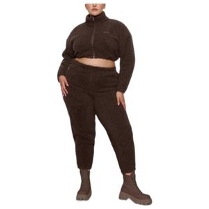 Skims Teddy Jogger Size Medium